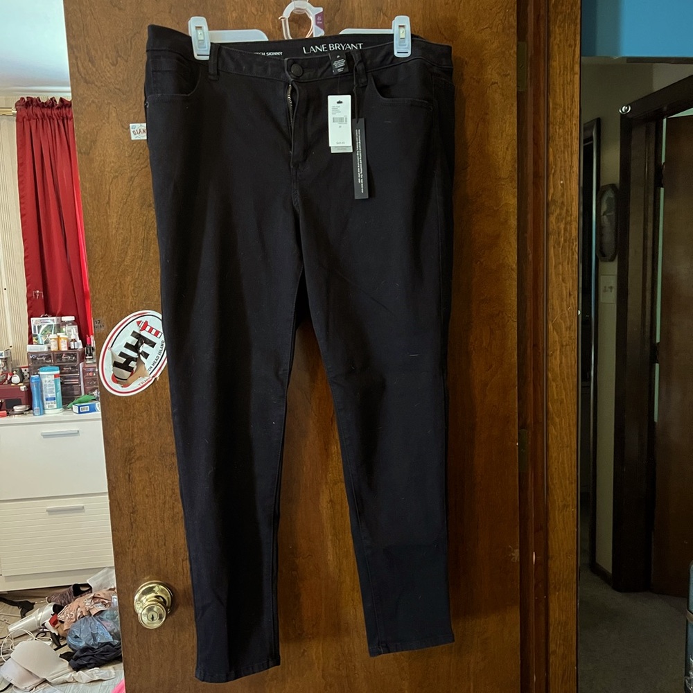 BNWT-Lane Bryant-MID RISE SKINNY - BLACK Size 20